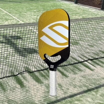 Control Air Invikta Pickleball Yellow