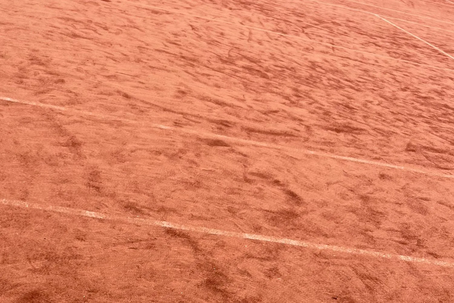 Clay Court - To help describe how to play Padel for beginners